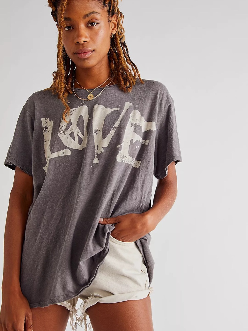 Magnolia Pearl "LOVE" Graphic Tee